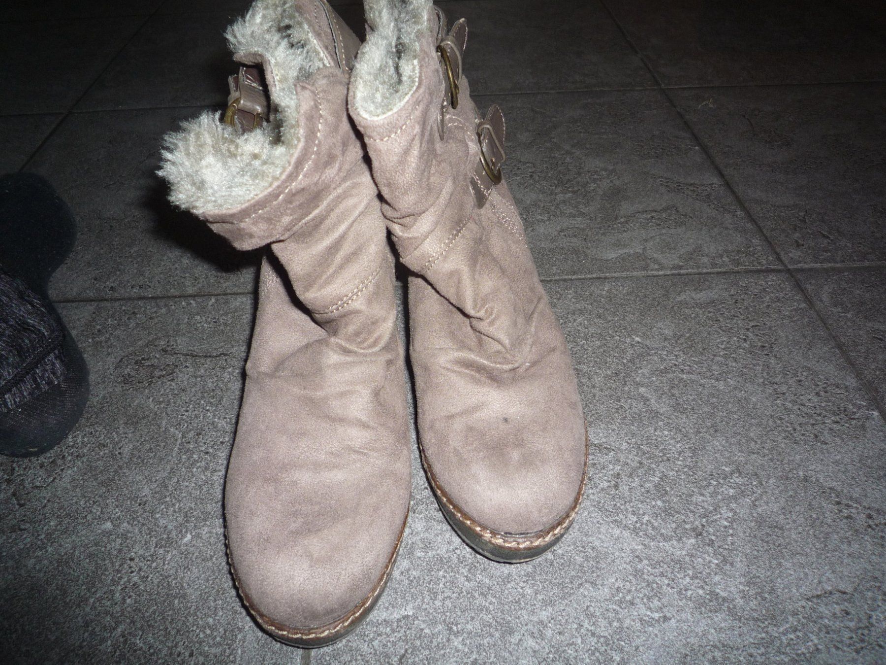 Scarpe da donna: STIEFEL GR.38 – Usato da Andwil SG venduto da schmei 1