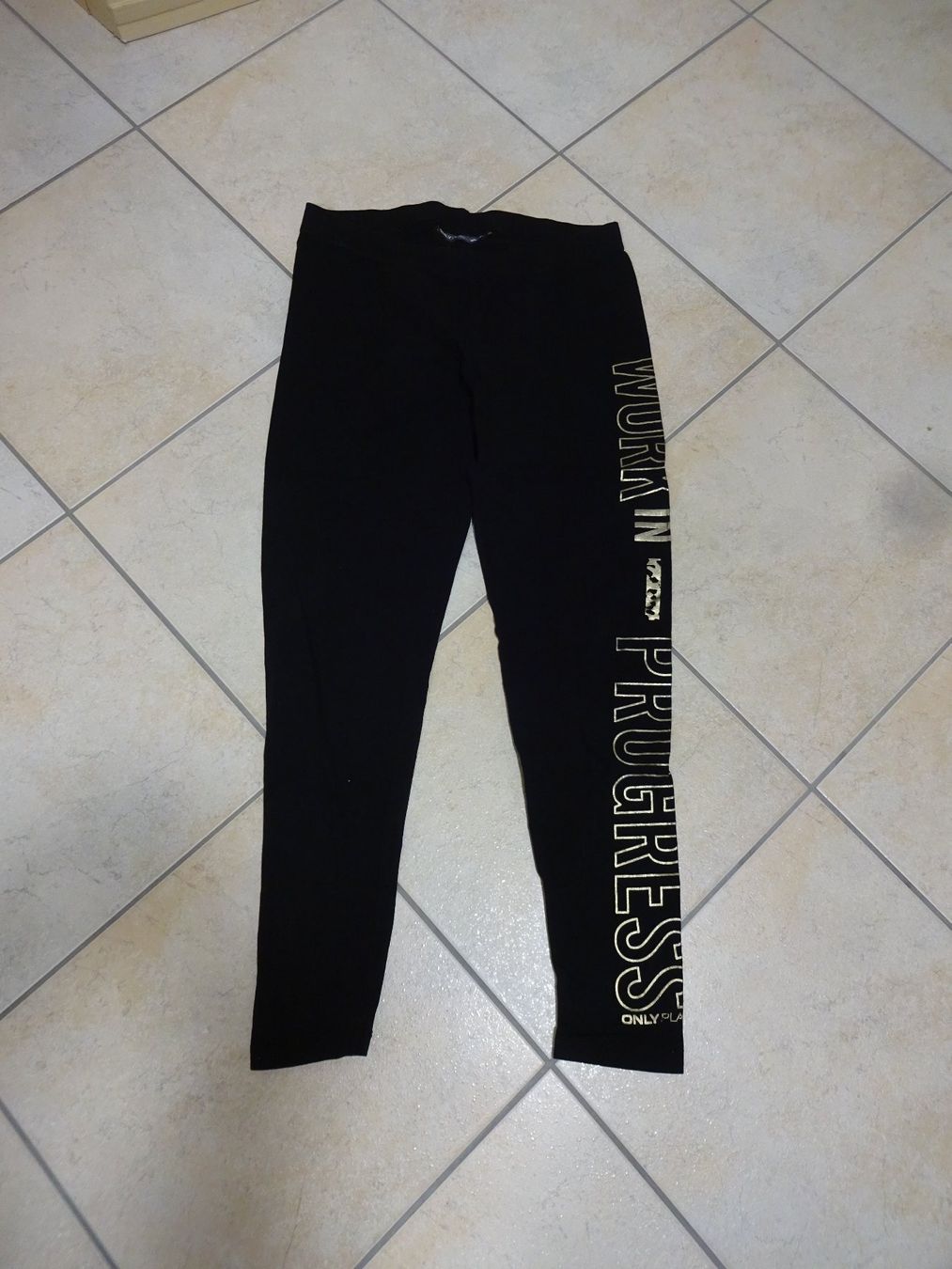 Only Leggings: Lässige Leggins/Only Play – Neuf (Voir description) à Rothrist par Mistery1