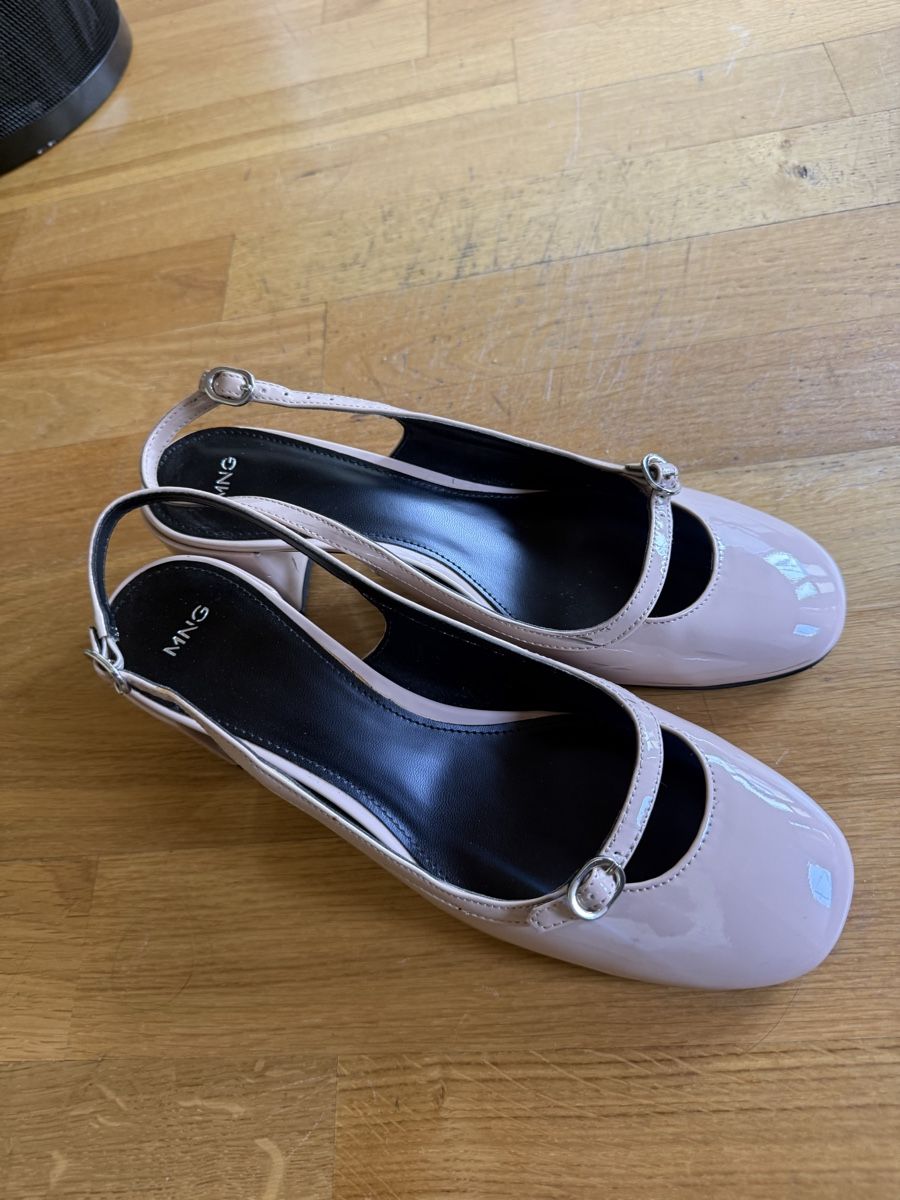 Mango Chaussures femmes: Mango Escarpins Mary Jane Slingback Rose T. 39 – Neuf (Voir description) à Châtelaine par Nilufer777 1