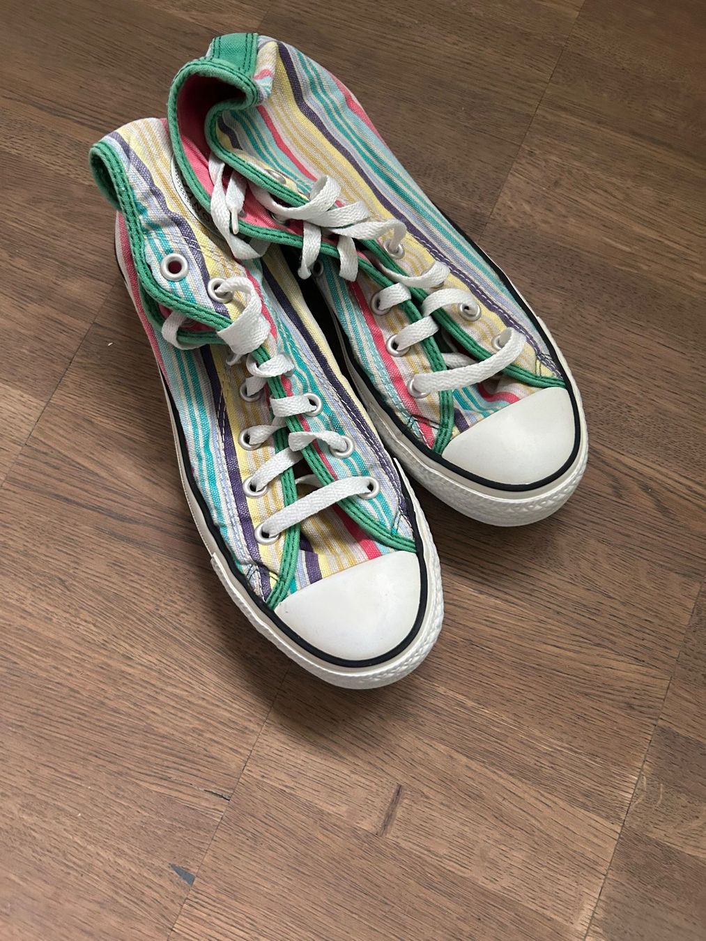Converse Scarpe da uomo: Converse 38 – Usato da Delémont venduto da nounvince