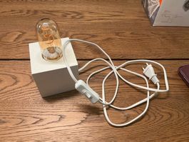 Herzige Tischlampe/Nachttischlampe Led