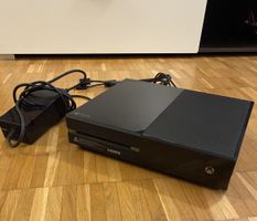 Xbox one mit vielen Zubehör