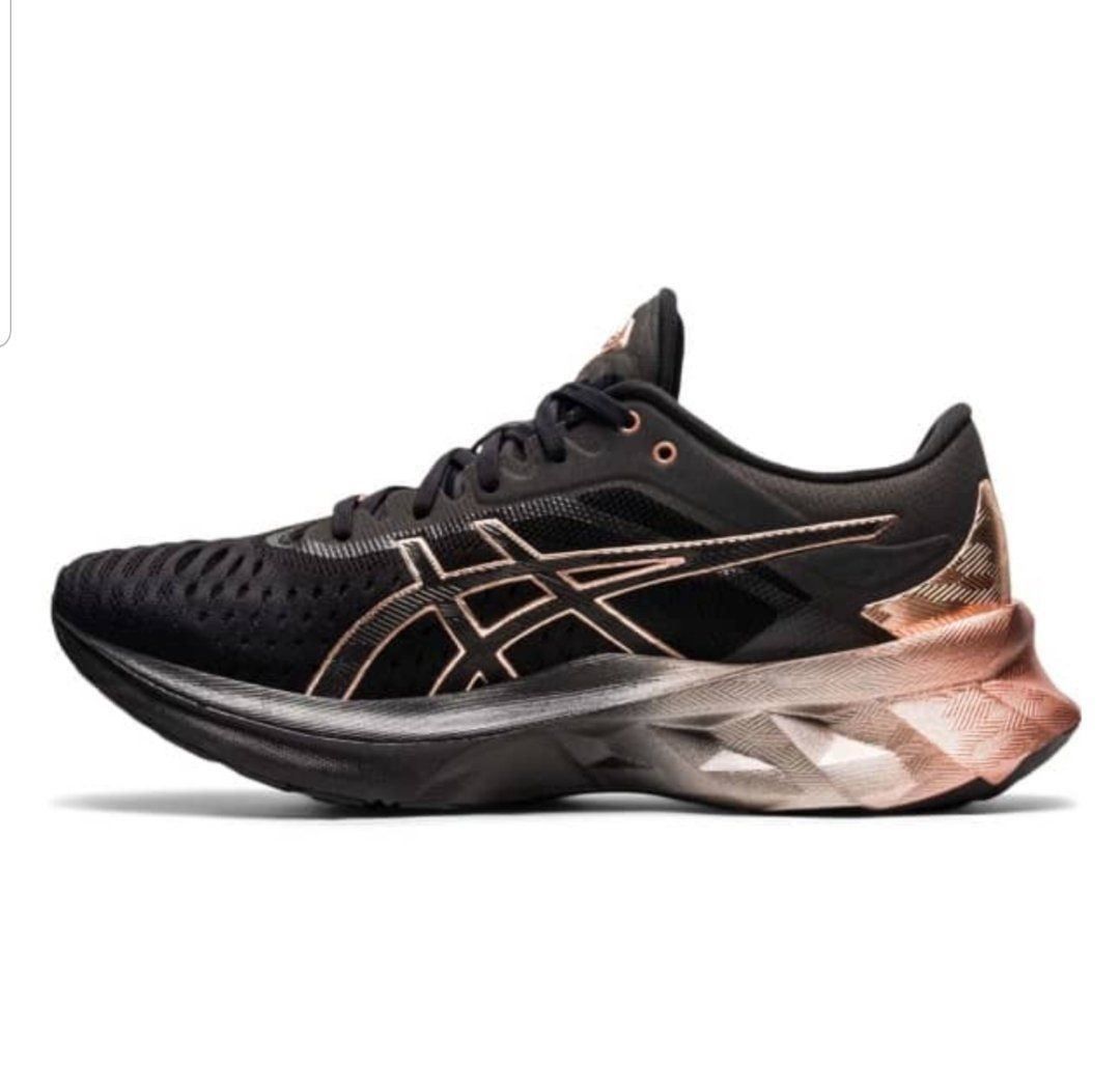 Asics Scarpe da donna: ASICS NOVABLAST PLATINUM DAMEN GR.40.5 – Nuovo e nell'imballaggio originale da Kilchberg ZH venduto da boanse 3