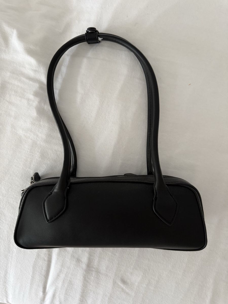 Taschen für Damen: Tasche Schwarz – Neu und originalverpackt aus Dietlikon von lizz.yy 1