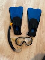 Snorkel Set – Mask, Snorkel & Flippers EU42/43