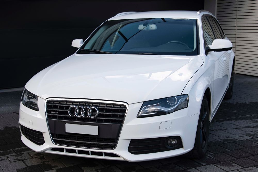 Audi A4 Avant Weiss