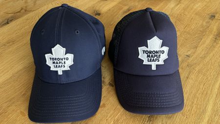 2 x Toronto Maple Leafs New Era Caps