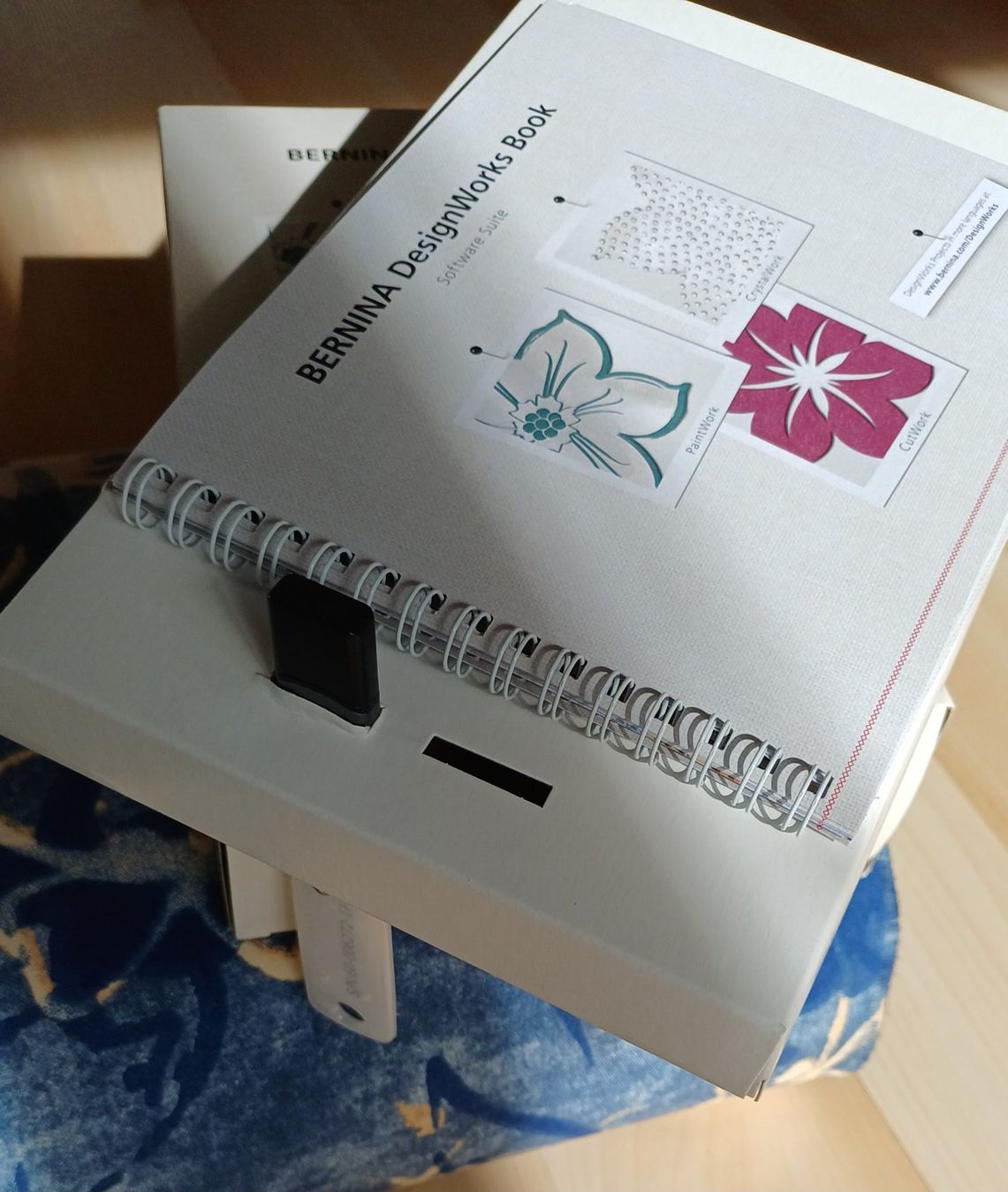 Bernina Nähmaschinen: Bernina CutWork, CrystalWork, Paintwork Tool plus DesignWork – Neu und originalverpackt aus Rafz von hofgut 5