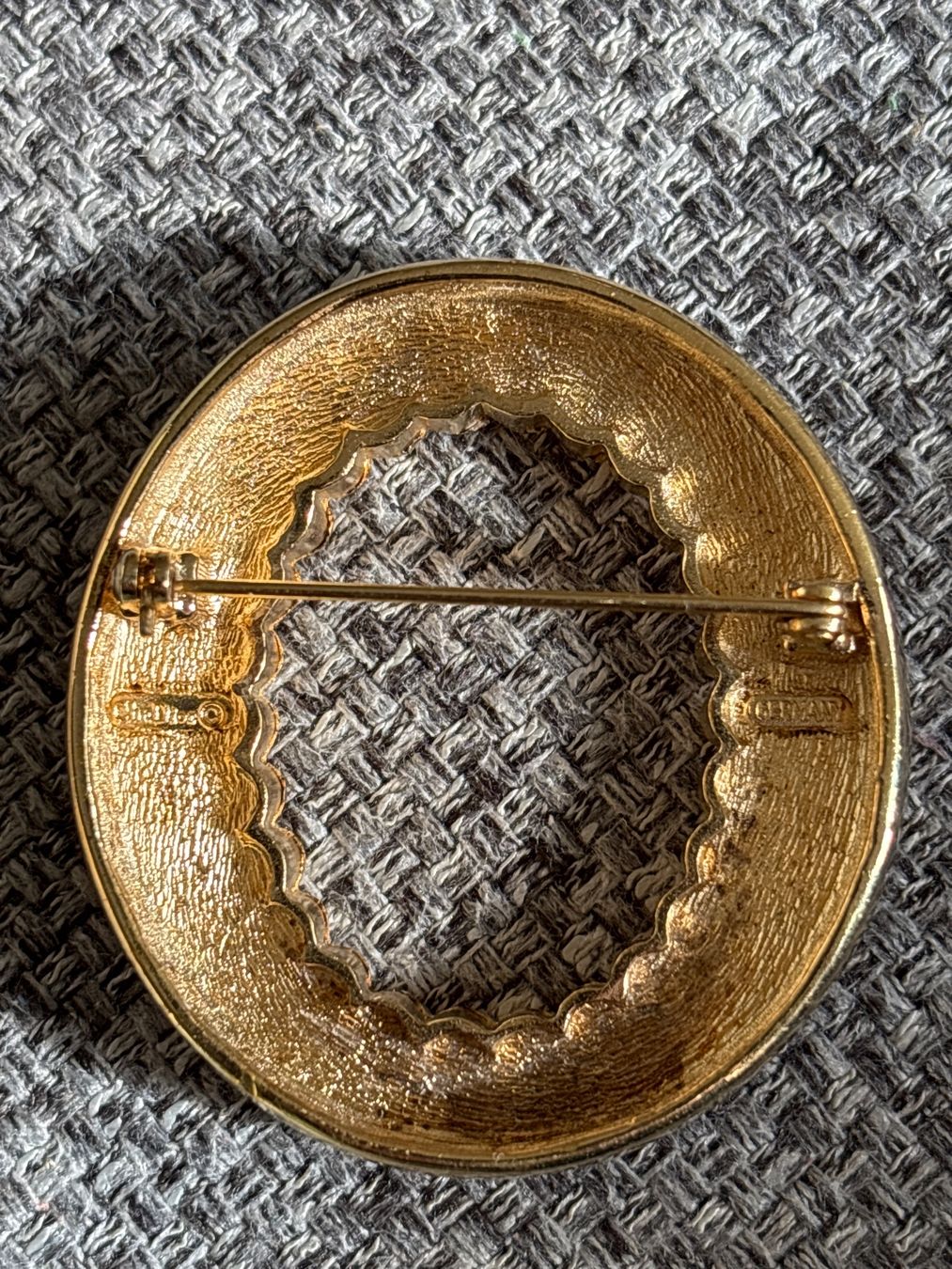 Dior Spille & Fermagli: Dior Brosche, Vintage – Usato da Uznach venduto da Vintage2022. 2