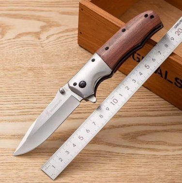 Accessori: Couteau de camping, pliant – Nuovo (secondo la descrizione) da Châtel-St-Denis venduto da Tymlou