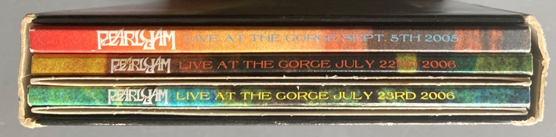 CDs: PEARL JAM - LIVE AT THE GORGE 05/06 – D'occasion à Poliez-Pittet par Newtown-Records 3