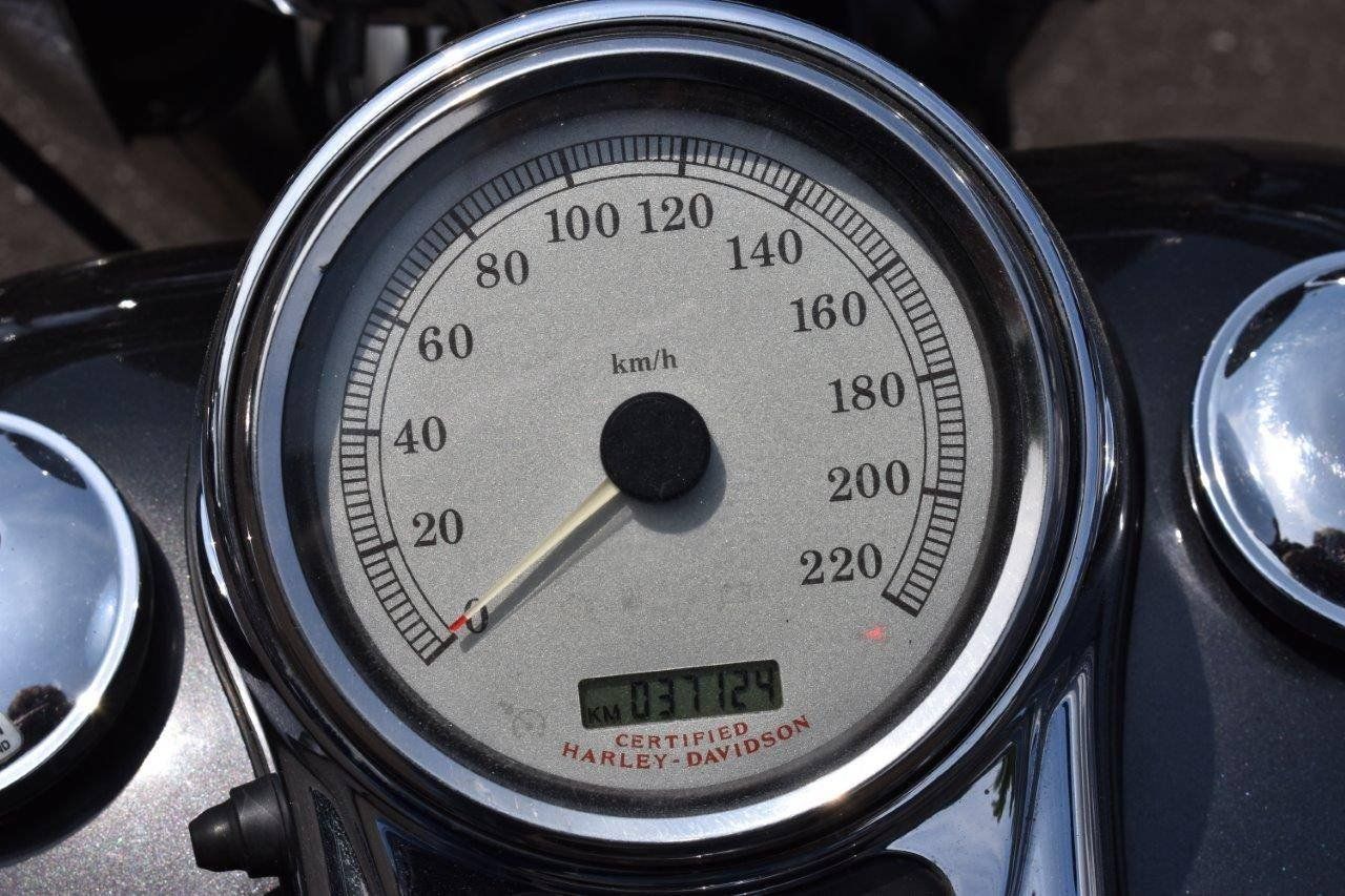 Harley-Davidson Chopper: Harley-Davidson Road King Custom FLHRSI – Usato da Port venduto da Dvajseidve 7