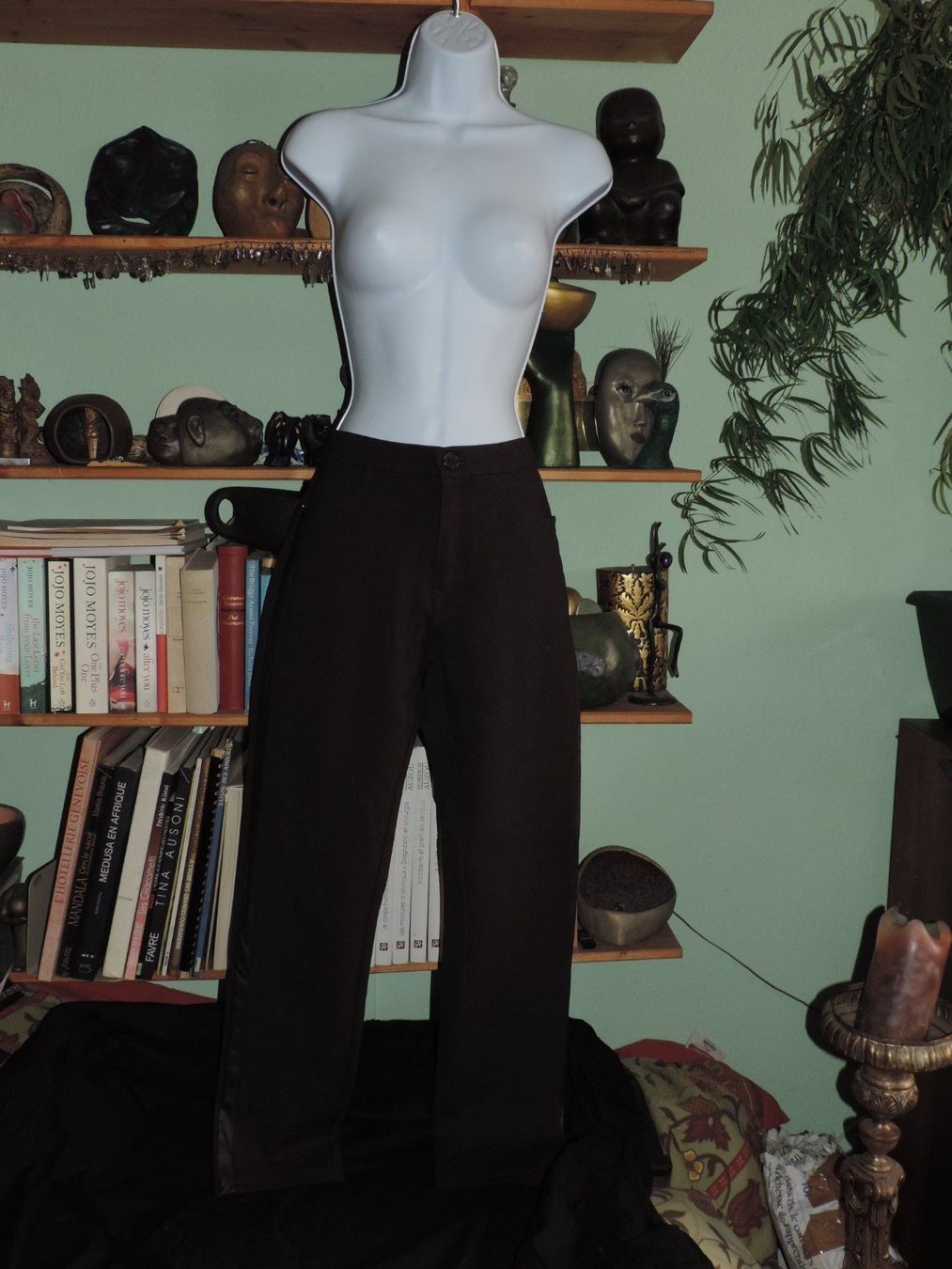 Pantaloni: pantalon brun – Usato da Genève venduto da Axelle333 3