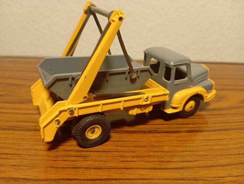 Dinky Toys Modellautos: Dinky supertoys mulden llaster – Gebraucht aus Basel von Petergunn 1