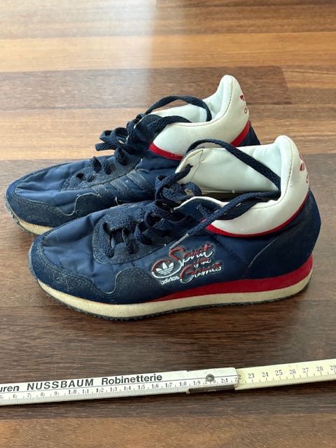 Adidas Scarpe da uomo: Schuhe, Adidas, Grösse 3,5, Grösse 36 – Usato da Pfäffikon ZH venduto da GZHDZV