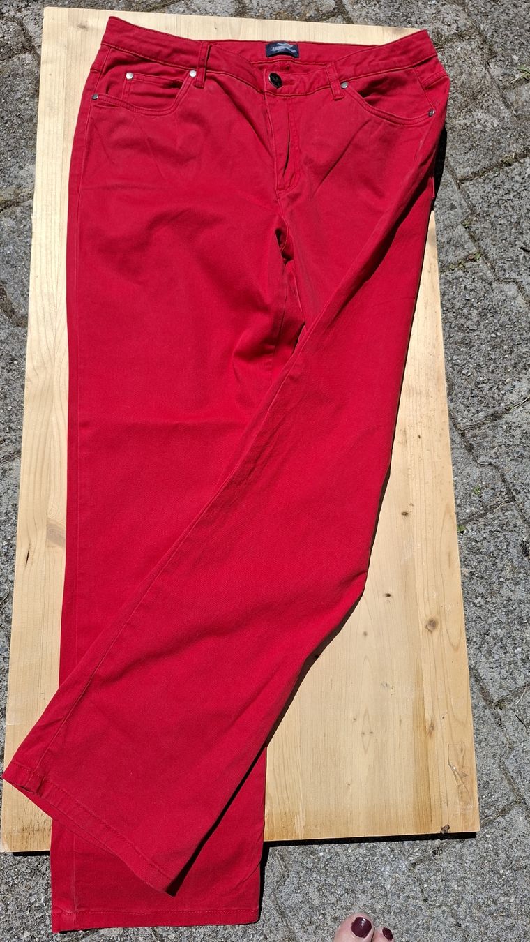 Arizona Hosen: Pantalon rouge Arizona  taille 44, – Neu (gemäss Beschreibung) aus La Rippe von veromaud