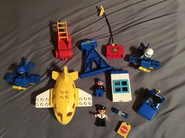 Lego Duplo Polizei Flugzeuge und Zubehr Konvolut