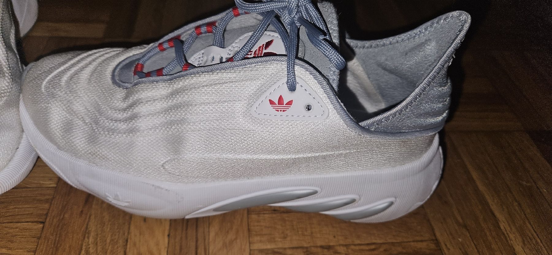 Adidas Herrenschuhe: Basquette adidas – Gebraucht aus la tour-de-peilz von Hibou82 1