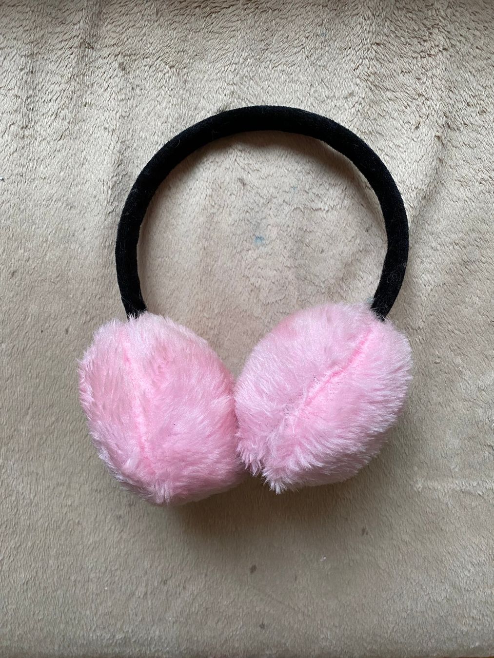 Altro abbigliamento per bambina: Ohrenwärmer rosa – Usato da Kastanienbaum venduto da Muenchnerkindl1