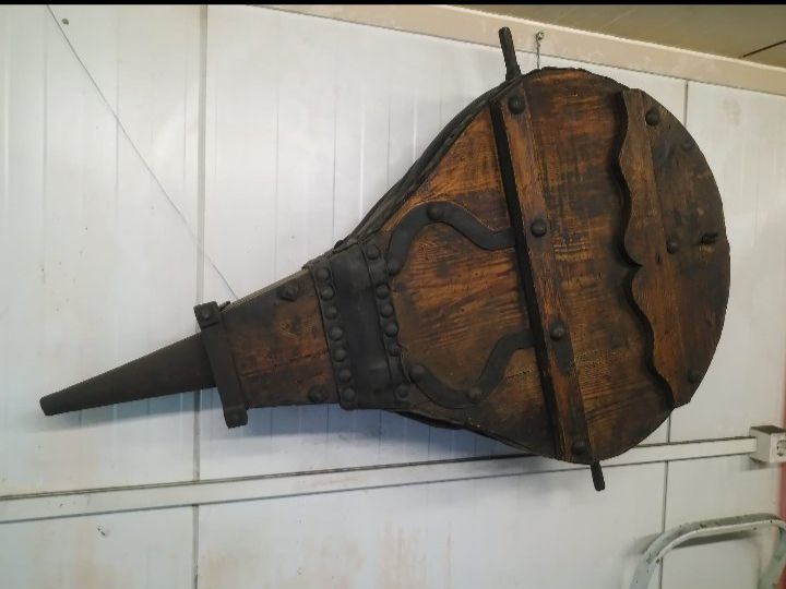 Tutti gli attrezzi: Ancien Soufflet de Forge – Usato da Autigny venduto da Turbine_j85