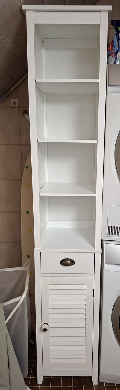 Micasa Armadi: Badezimmerschrank weiss – Usato da Kräiligen venduto da schwobst