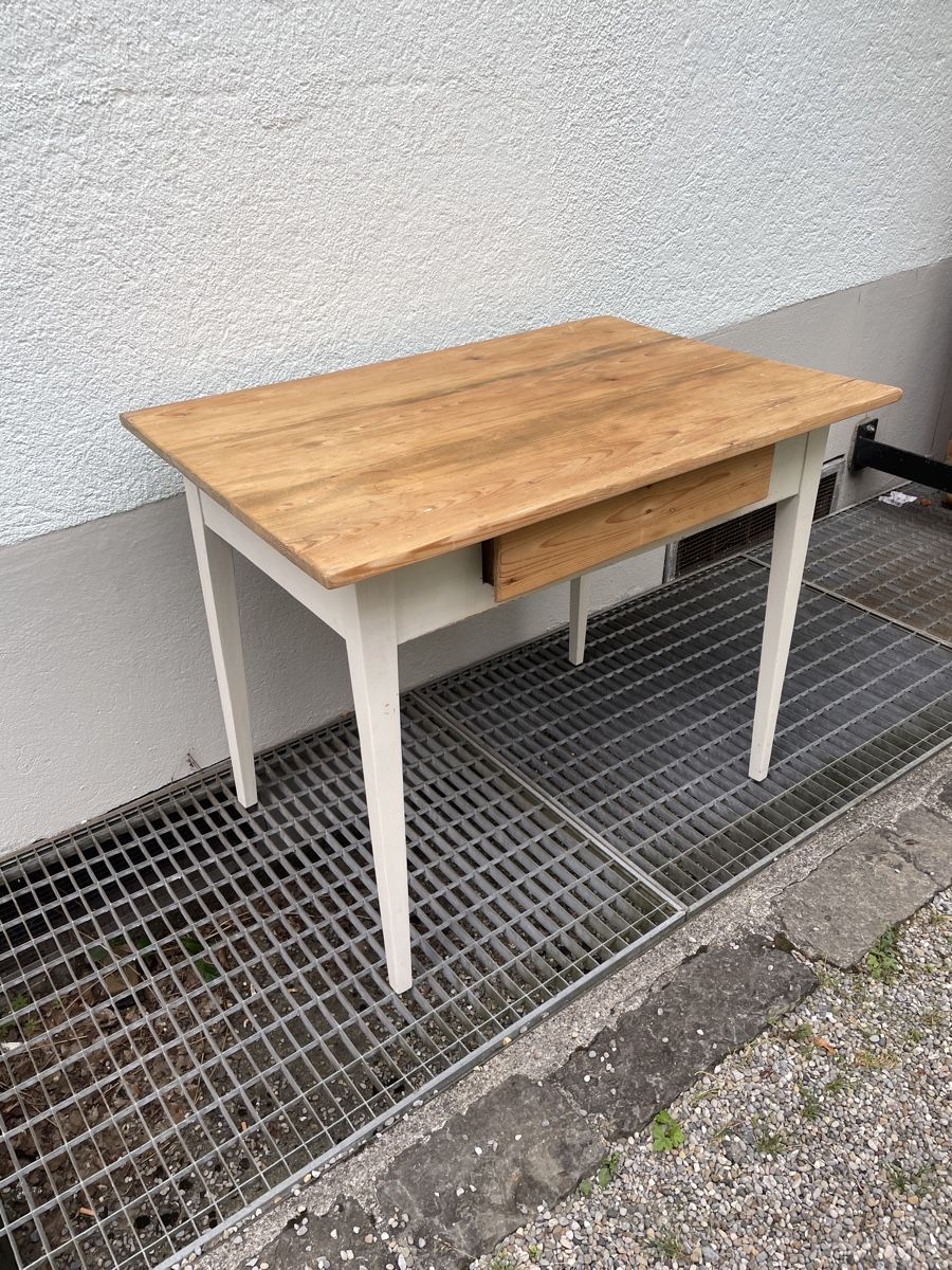 Tables: Vintage Holztisch – D'occasion à Zürich par Eva.Schneider 1