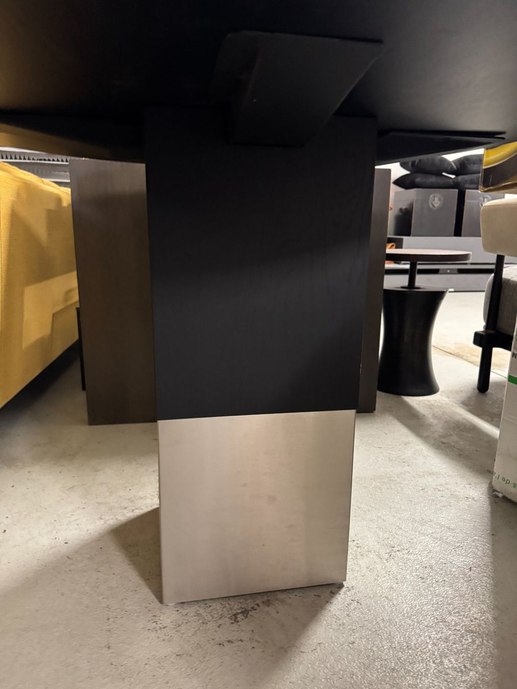 Tavoli: Armani Casa Dining Table – Usato da Oeschseite venduto da -Luxury-On-Line- 4
