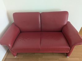 Vintage Ledersofa in Rot – Echtleder, sehr guter Zustand
