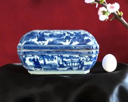 Antike chinesische Porzellandose mit Kangxi-Marke