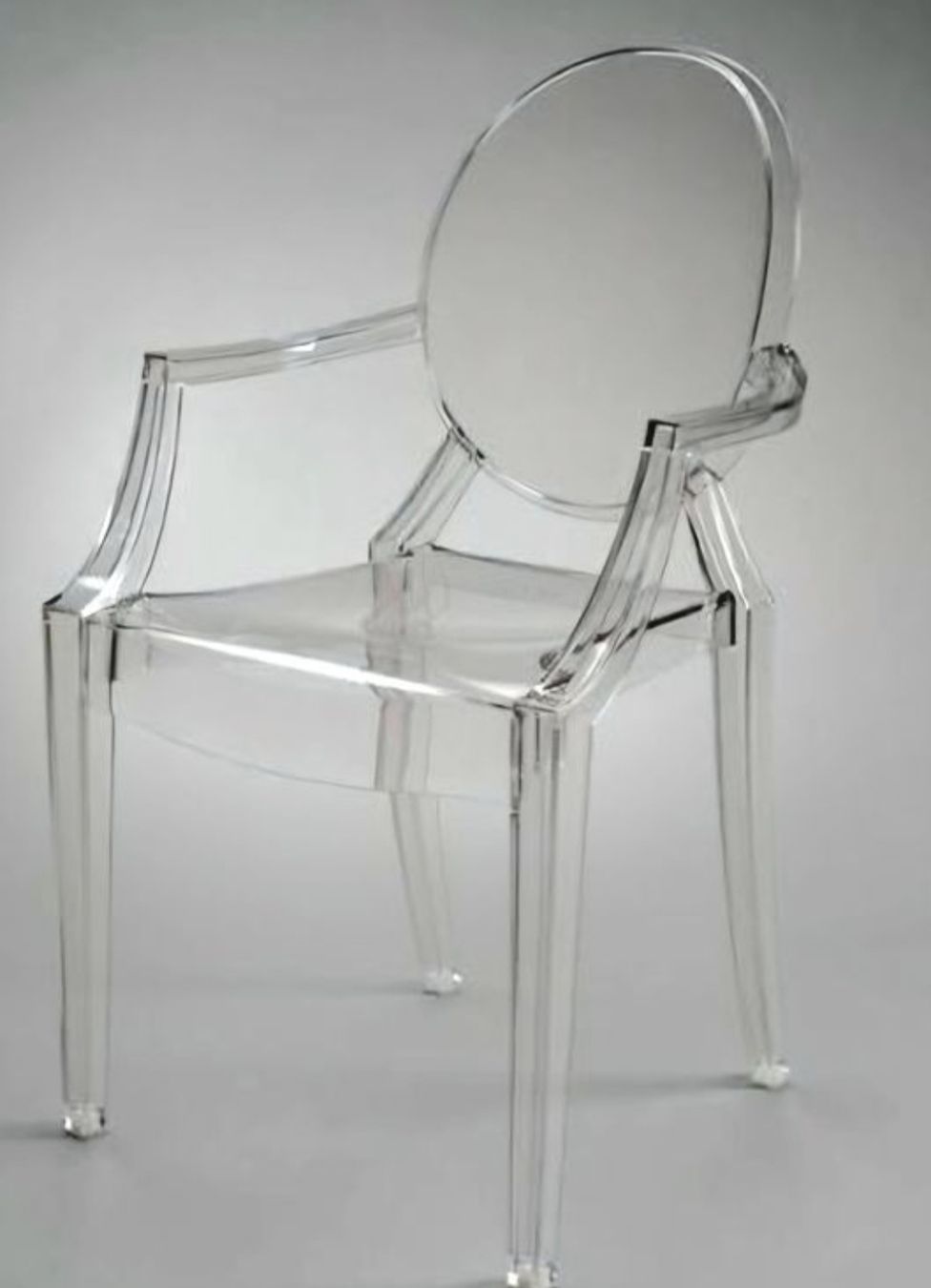 Kartell Sessel: Kartell Louis Stuhl – Gebraucht aus Ottenbach von Peerspace_ZG
