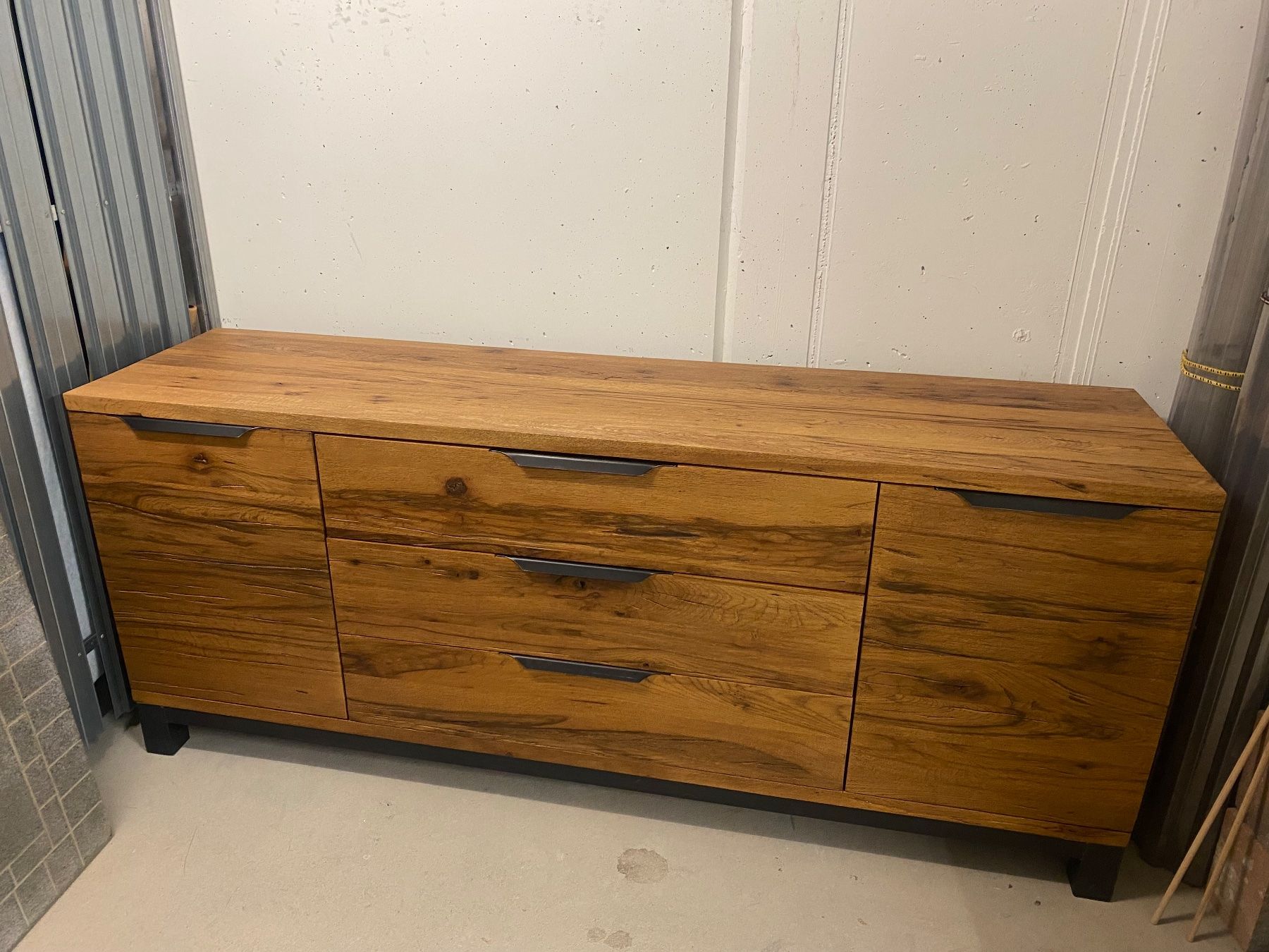 Pfister Kommoden: Sideboard Massivholz Wildeiche – Gebraucht aus Unterterzen von bac_287t 7