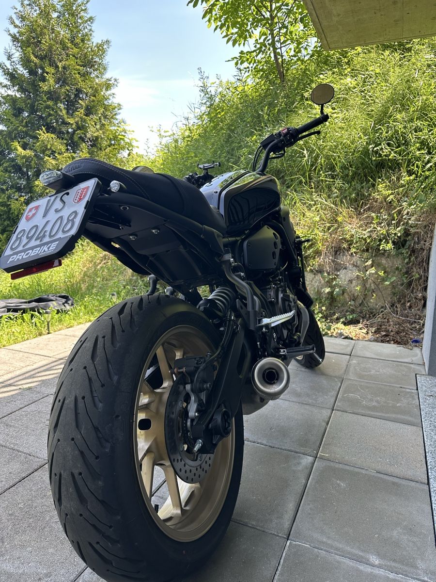 Yamaha Strada: Xsr700 2023 ~1000km – Usato da Choëx venduto da Maitresplinter