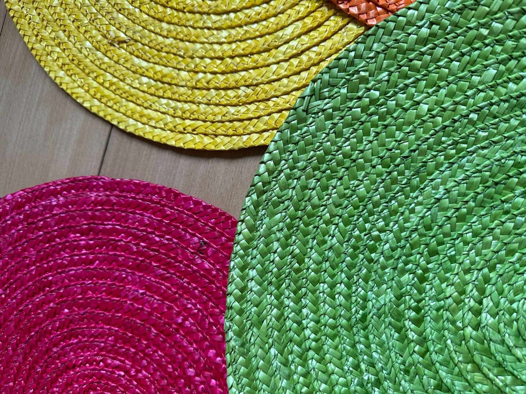 Set di tavolo e panche: 4 bunte Tischsets – Usato da Zürich venduto da Diazaio 1
