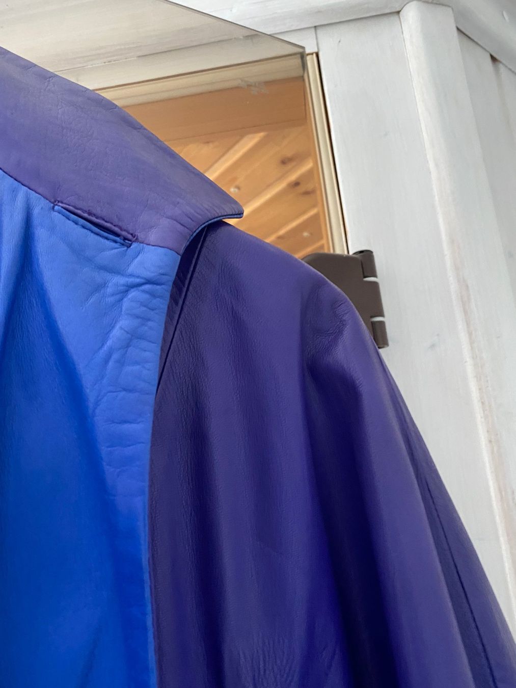 Costumi: Leder Damenkostüm – Usato da Frick venduto da Jeanine.01 2