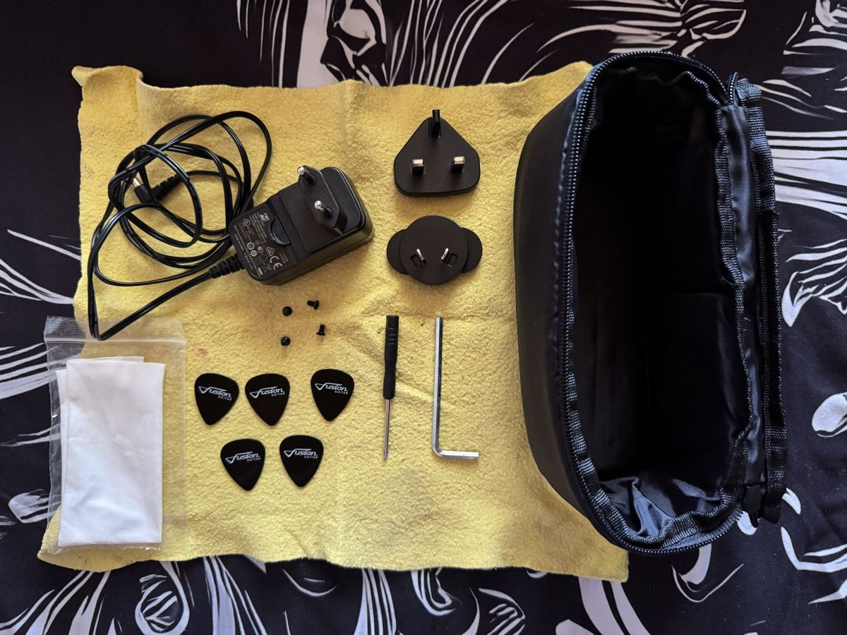 Musikinstrumente: Fusion Gitarre. – Neu (gemäss Beschreibung) aus Huttwil von Nedja0 3
