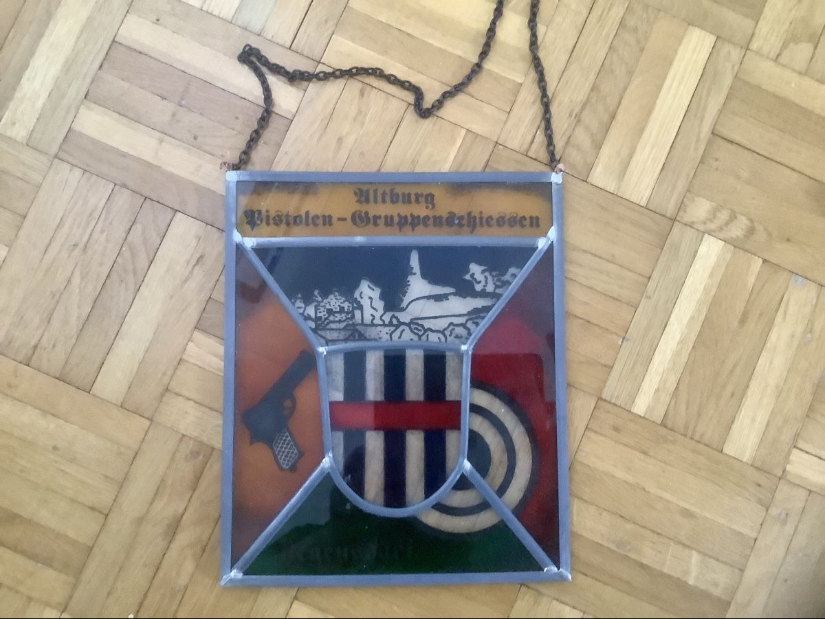 Altro in Antiquarato & Arte: Altes Glasfenster "Pistolen-Schiessen" – Usato da schlieren venduto da euphemismus_1
