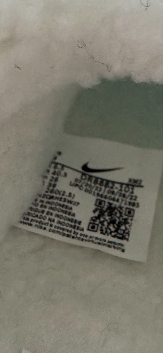 Nike Scarpe da uomo: Nike Hausschuhe Neu Gr. 40 – Nuovo e nell'imballaggio originale da Zug venduto da nissi_25 5