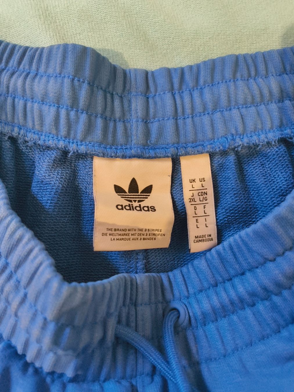 Adidas Hosen: Adidas Shorts (Grösse L) – Gebraucht aus Bern von TxZ 1
