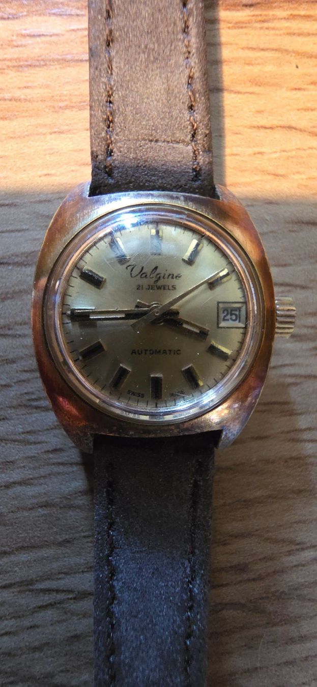 Orologi: Montre "Valgine" – Usato da Moléson-s-Gruyères venduto da inf_8z6n