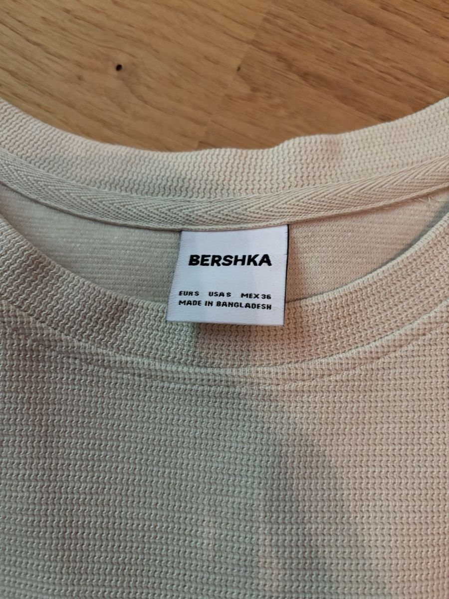 T-shirts: Bershka T-shirt – D'occasion à Laupen BE par Jonasbolinger 2