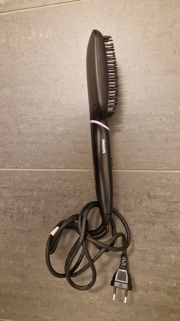 Altro per la cura dei capelli: Heiz- & Glattbürste von Philips – Usato da Winterthur venduto da lorenabrunner 1