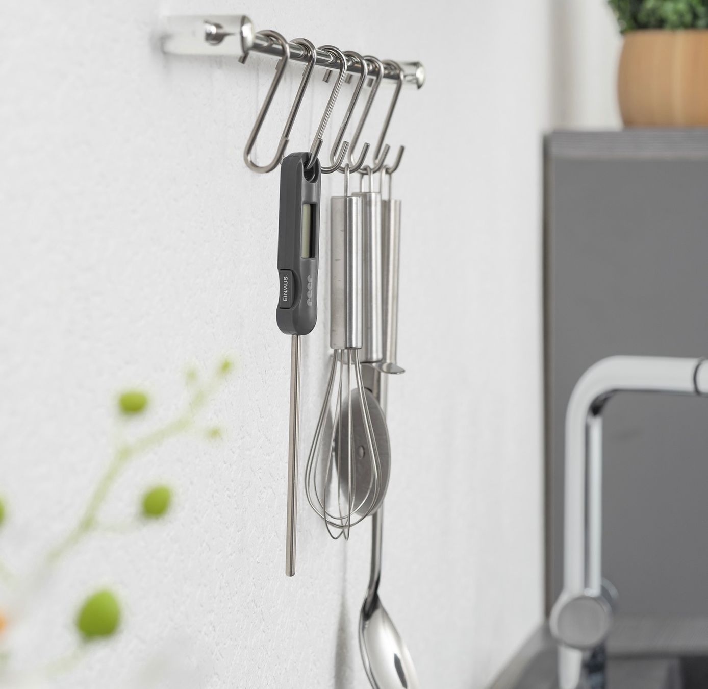 Reer Altro per la casa: Reer Digitales Flaschenthermometer "FoodTemp" grau – Nuovo (secondo la descrizione) da Basel venduto da Seifehuesli 3
