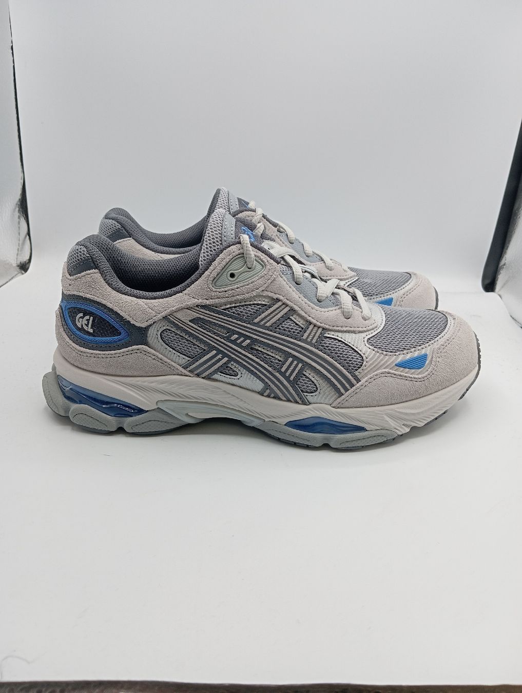Asics Scarpe da uomo: Asics GEL-NYC 2.0 (EU40) – Nuovo e nell'imballaggio originale da Schaffhausen venduto da outlez