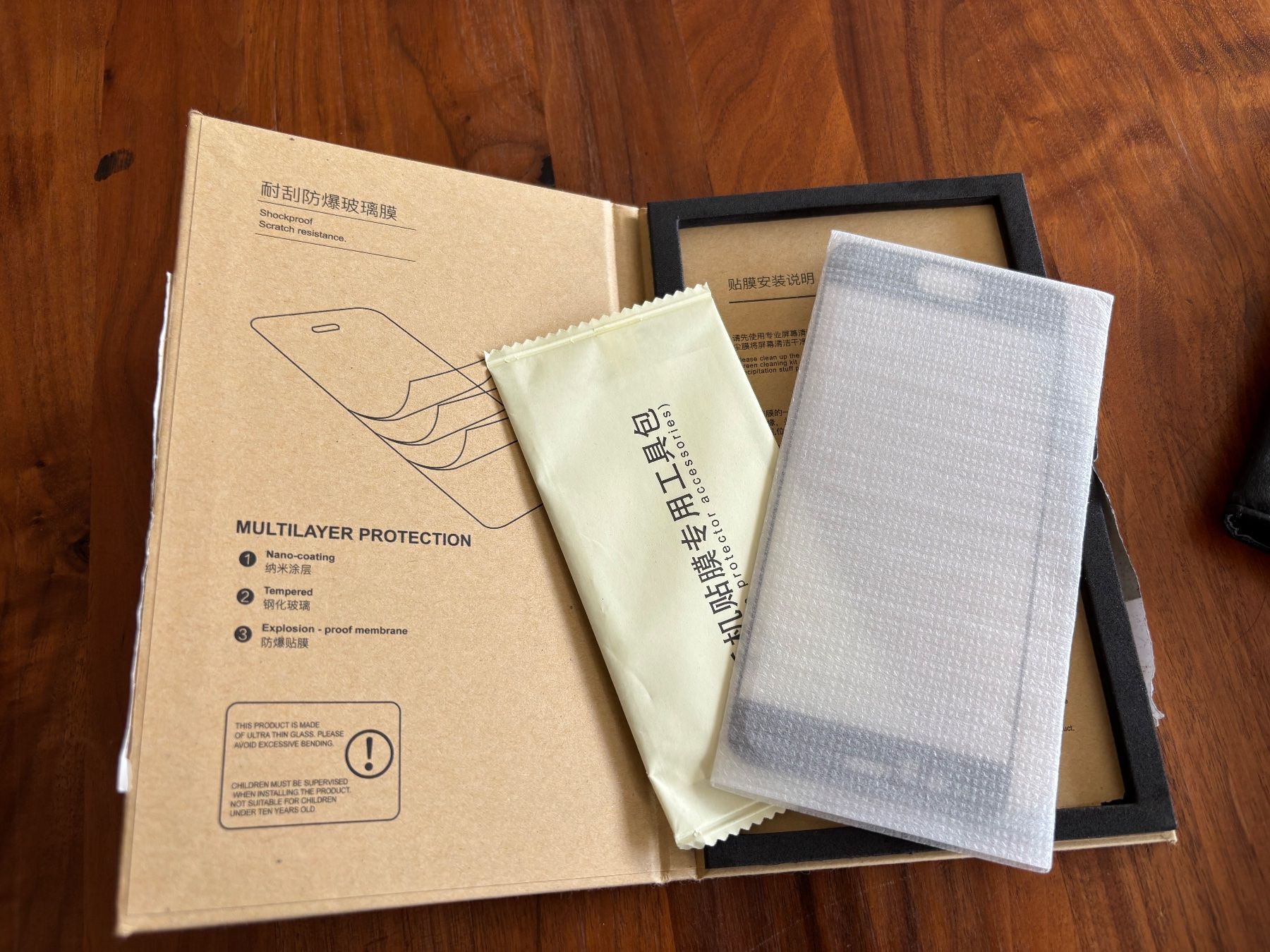 Covers & Schutzfolien: 9 Cover / Handyhüllen und 2x Screen Protector – Gebraucht aus Balsthal von Uroby 5