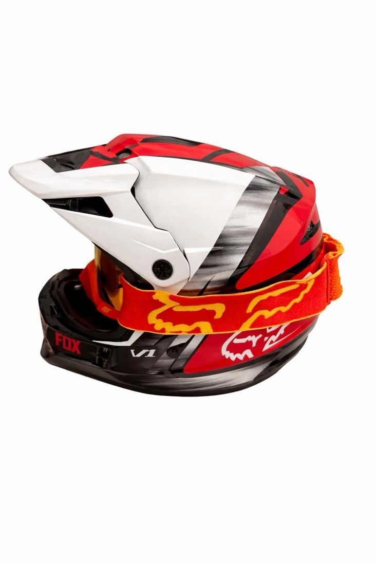 Fox Caschi & visiere: Fox Motorradhelm mit Brille Grösse S Rot Schwarz – Usato da Muri AG venduto da GIRO777 1