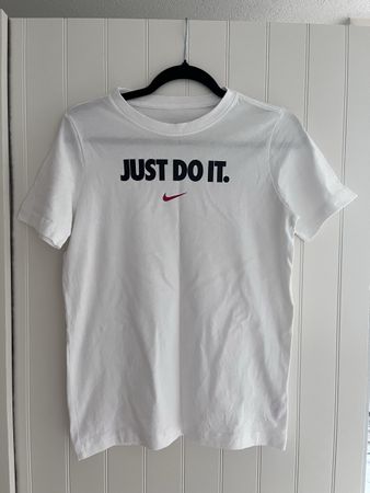 Nike T-Shirt für Kind