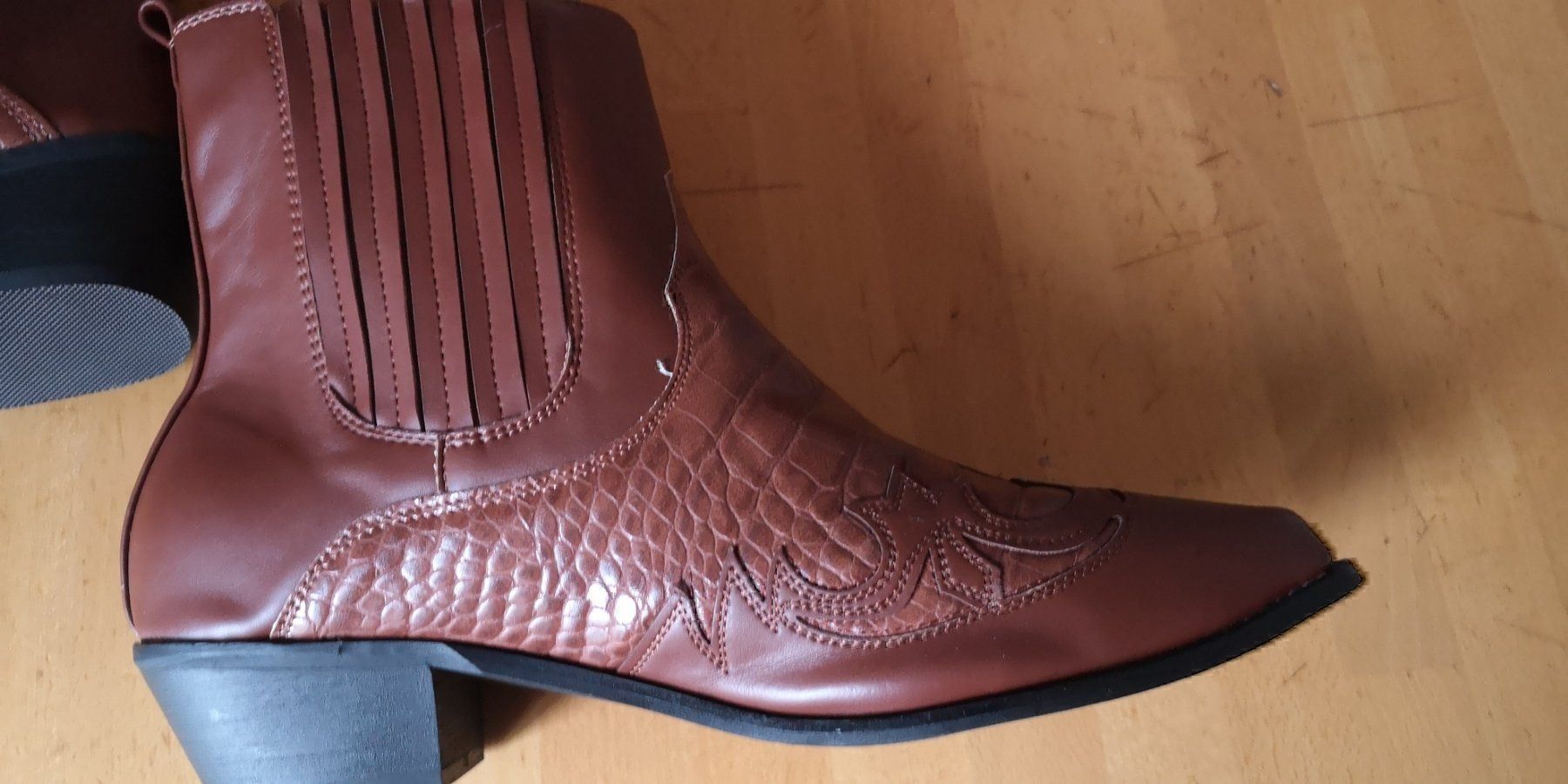Scarpe da uomo: bottines – Nuovo (secondo la descrizione) da neuchatel venduto da Mictou 3