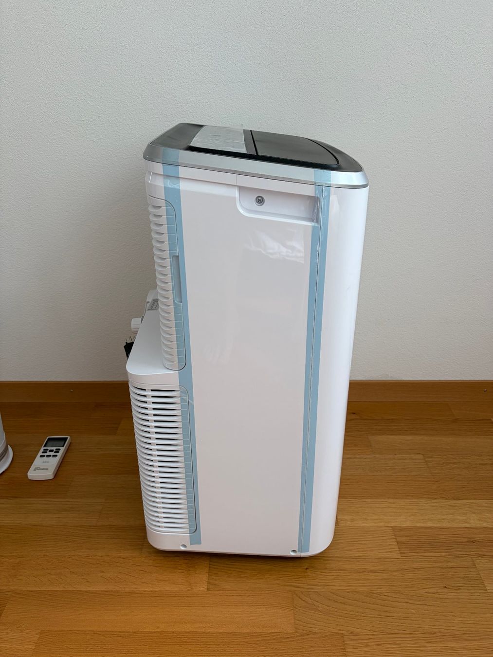 Condizionatori: Klimagerät AEG Chill­Flex Pro 12000 BTU/h – Usato da Zürich venduto da flo_6fq9 2