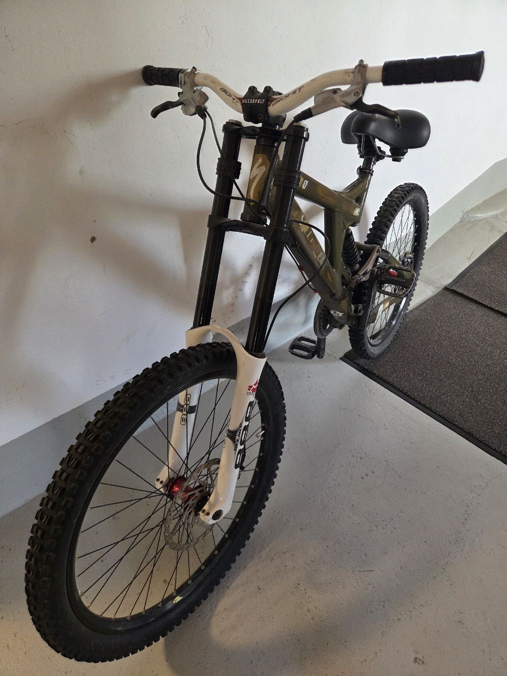 Specialized Biciclette: Specialized Big Hit 3 Velo – Usato da Domat/Ems venduto da orko 1