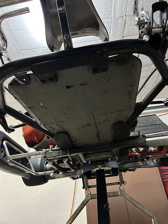 Go-Kart: Schaltkart mit TM KZ10C – Usato da Wasterkingen venduto da automobil.dienste 3